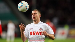 龙珠直播-世俱杯门将大战精彩回顾：关键扑救决定比赛走向